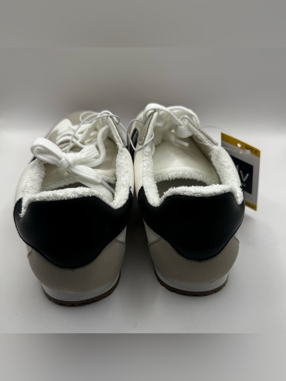 DV by Dolce Vita Revie White, Black & Tan Retro-Style Women's Sneakers Sz 8 NIB - Picture 5 of 7